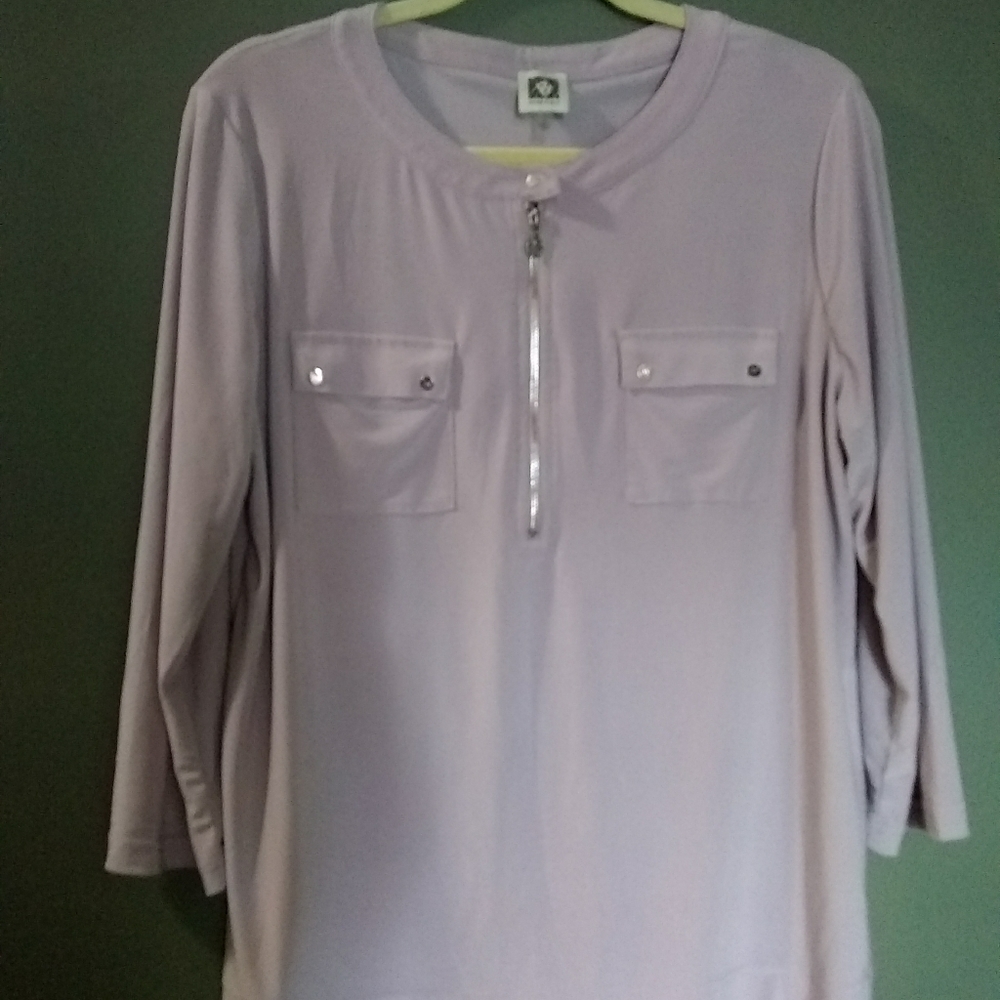 Anne Klein large purple top.